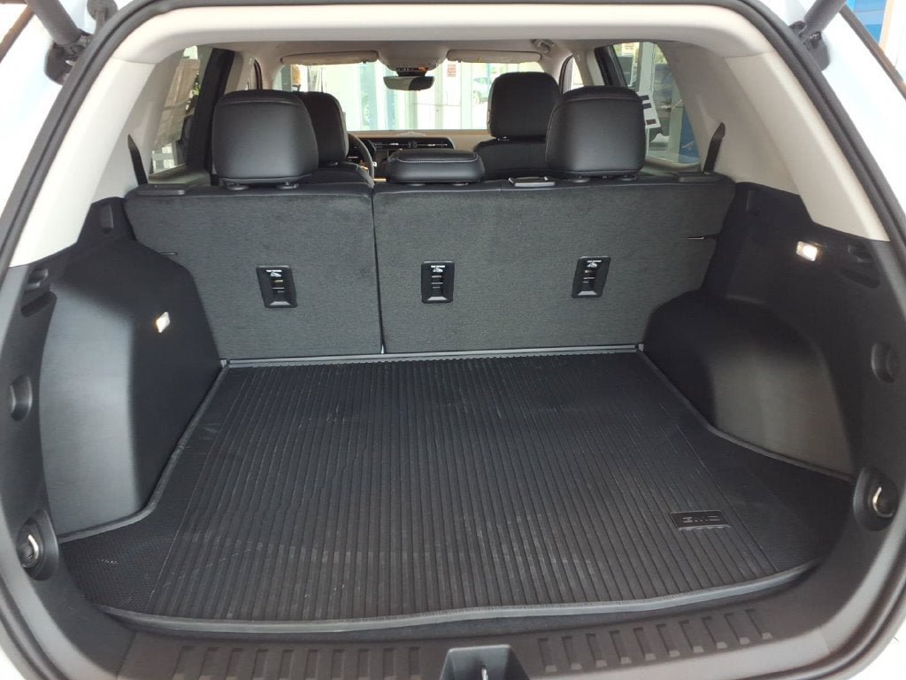 New 2027 GMC Terrain Denali w/ LPO, Floor Liner Package AWD/4WD image 18