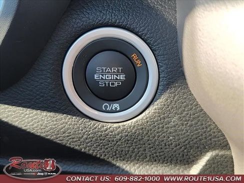 Used 2025 RAM 1500 Big Horn AWD/4WD image 34