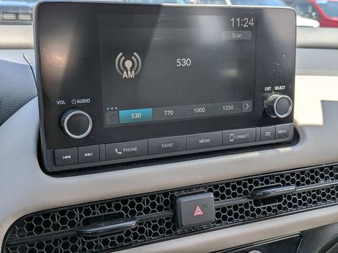 Certified 2023 Honda HR-V LX image 18
