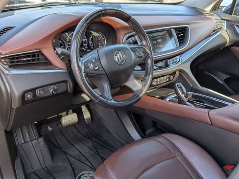 Used 2018 Buick Enclave Avenir w/ Avenir Technology Package image 17