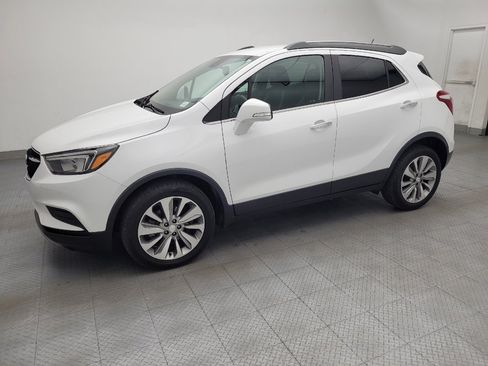 Used 2019 Buick Encore Preferred FWD image 2