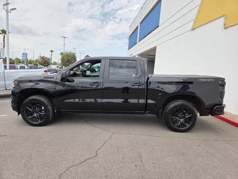 Used 2025 Chevrolet Silverado 1500 RST w/ Dark Appearance Package AWD/4WD image 3