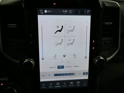 New 2026 RAM 1500 4x4 Crew Cab image 23