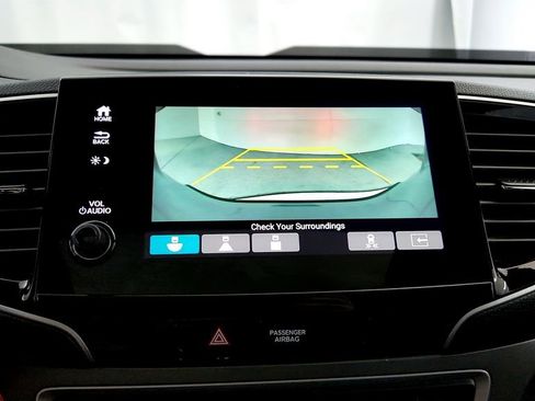 Used 2023 Honda Passport EX-L image 32