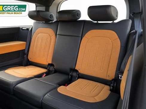 Used 2023 Land Rover Defender 130 X AWD/4WD image 19