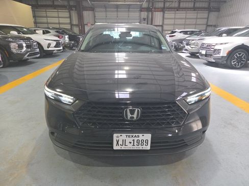 Used 2025 Honda Accord LX image 7