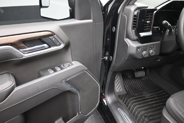Used 2026 Chevrolet Silverado 1500 LT w/ Texas Edition Plus RWD image 18