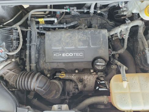 Used 2020 Chevrolet Trax LS image 3