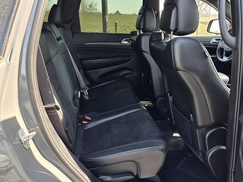 Used 2019 Jeep Grand Cherokee Altitude image 14