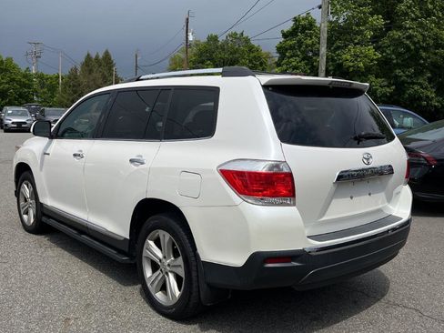 Used 2013 Toyota Highlander Limited AWD/4WD image 14