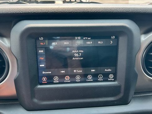 Used 2020 Jeep Wrangler Unlimited Sport AWD/4WD image 14