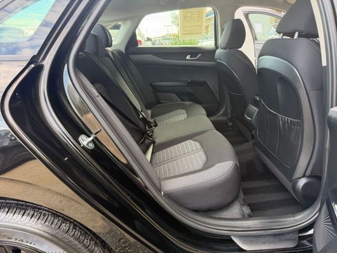 Used 2025 Kia K5 LXS image 27