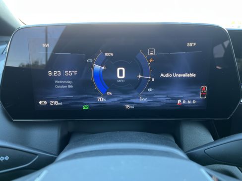 Used 2025 Chevrolet Equinox EV RS image 19