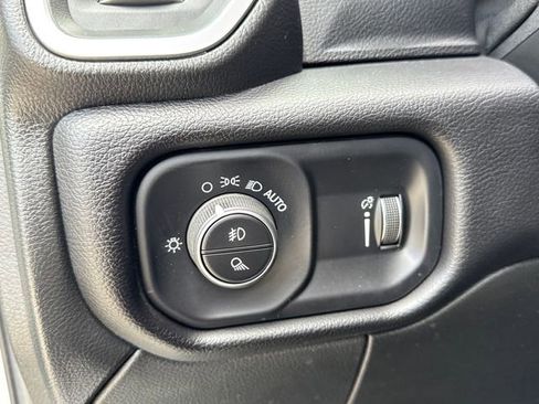 Used 2024 RAM 3500 Big Horn AWD/4WD image 25