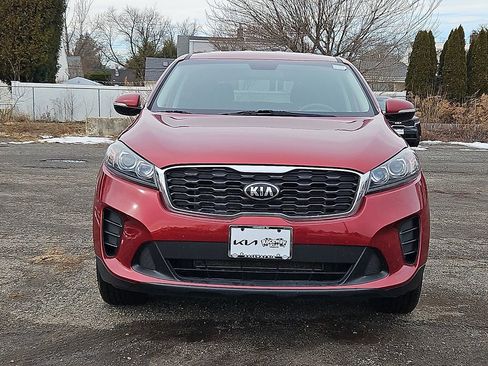 Certified 2019 Kia Sorento LX image 2