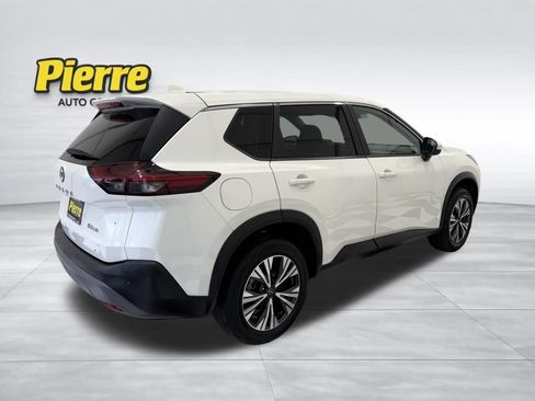 Used 2023 Nissan Rogue SV image 5