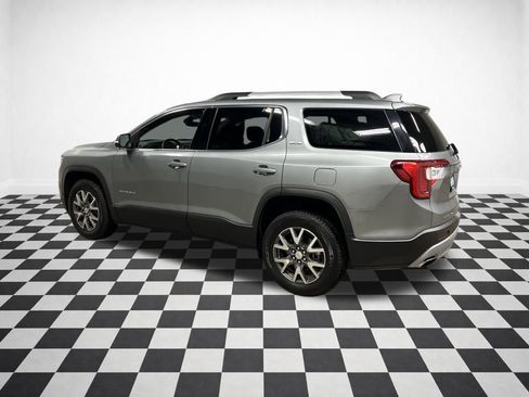 Certified 2023 GMC Acadia SLE w/ Driver Convenience Package image 5