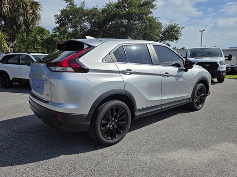 Used 2024 Mitsubishi Eclipse Cross LE AWD/4WD image 3