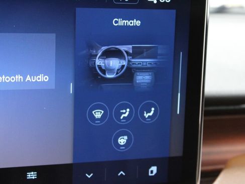 Used 2022 Lincoln Nautilus Reserve w/ Equipment Group 201A FWD image 47