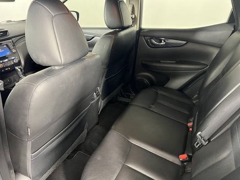 Used 2018 Nissan Rogue Sport SL w/ SL Premium Package image 20