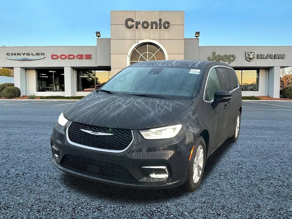 New 2026 Chrysler Pacifica Select FWD image 7