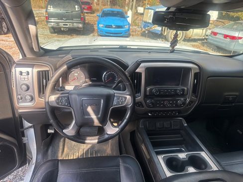 Used 2016 GMC Sierra 3500 Denali w/ Duramax Plus Package image 15