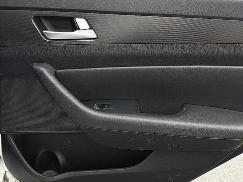 Used 2017 Hyundai Sonata Sport w/ Value Edition Package 02 FWD image 24