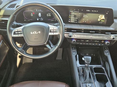 Used 2023 Kia Telluride EX image 25