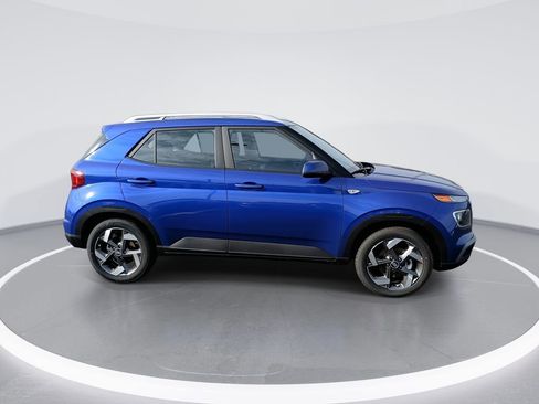 New 2026 Hyundai Venue SEL image 9