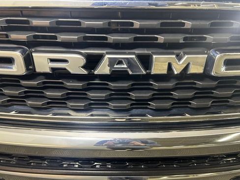 Used 2023 RAM 1500 Big Horn AWD/4WD image 9