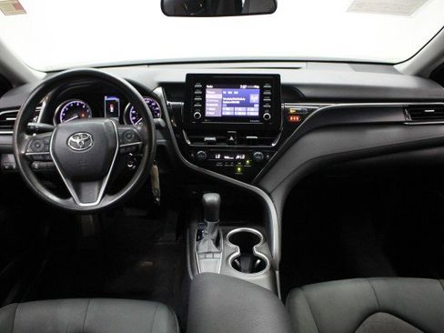 Used 2022 Toyota Camry LE image 24