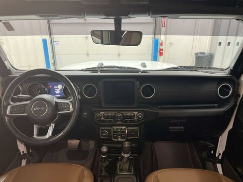 Used 2021 Jeep Wrangler Unlimited Sahara AWD/4WD image 10