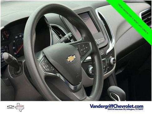 Certified 2024 Chevrolet Equinox LS w/ Midnight Edition FWD image 10