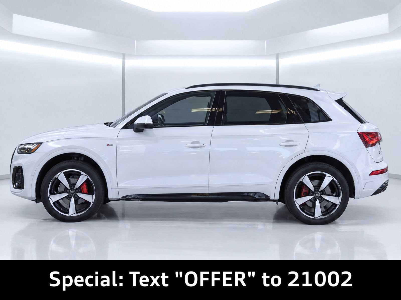 Certified 2024 Audi Q5 2.0T Prestige w/ Prestige Package AWD/4WD image 6