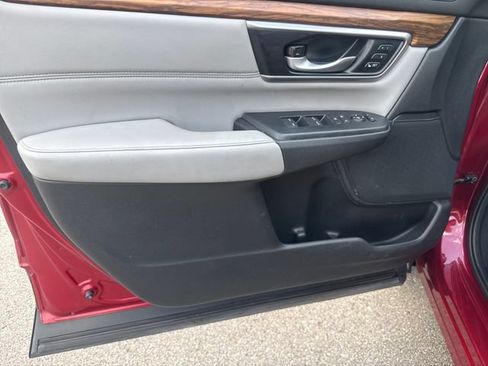 Used 2022 Honda CR-V Touring image 9