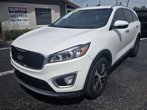 Used 2018 Kia Sorento EX FWD image 1
