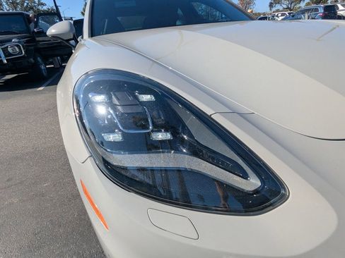 Used 2018 Porsche Panamera 4S image 20