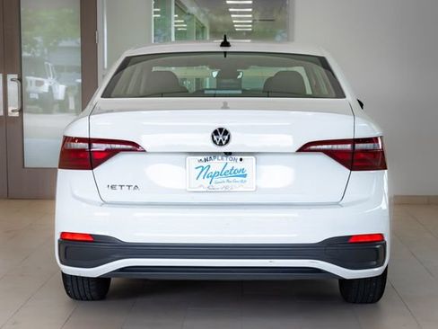 Used 2024 Volkswagen Jetta S FWD image 28