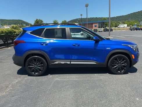 Used 2022 Kia Seltos Nightfall Edition AWD/4WD image 4