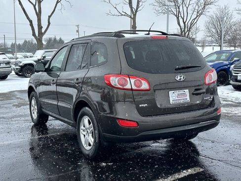 Used 2011 Hyundai Santa Fe GLS image 6