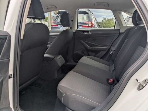 Used 2025 Volkswagen Jetta S FWD image 17