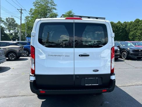 Used 2025 Ford Transit 250 Low Roof w/ Exterior Upgrade Package RWD image 3