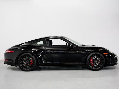 Used 2016 Porsche 911 Carrera 4 GTS AWD/4WD image 2