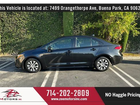 Used 2021 Toyota Corolla LE FWD image 10