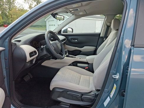 New 2026 Honda HR-V LX image 6