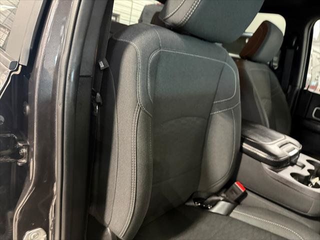 Certified 2025 RAM 2500 Big Horn AWD/4WD image 12