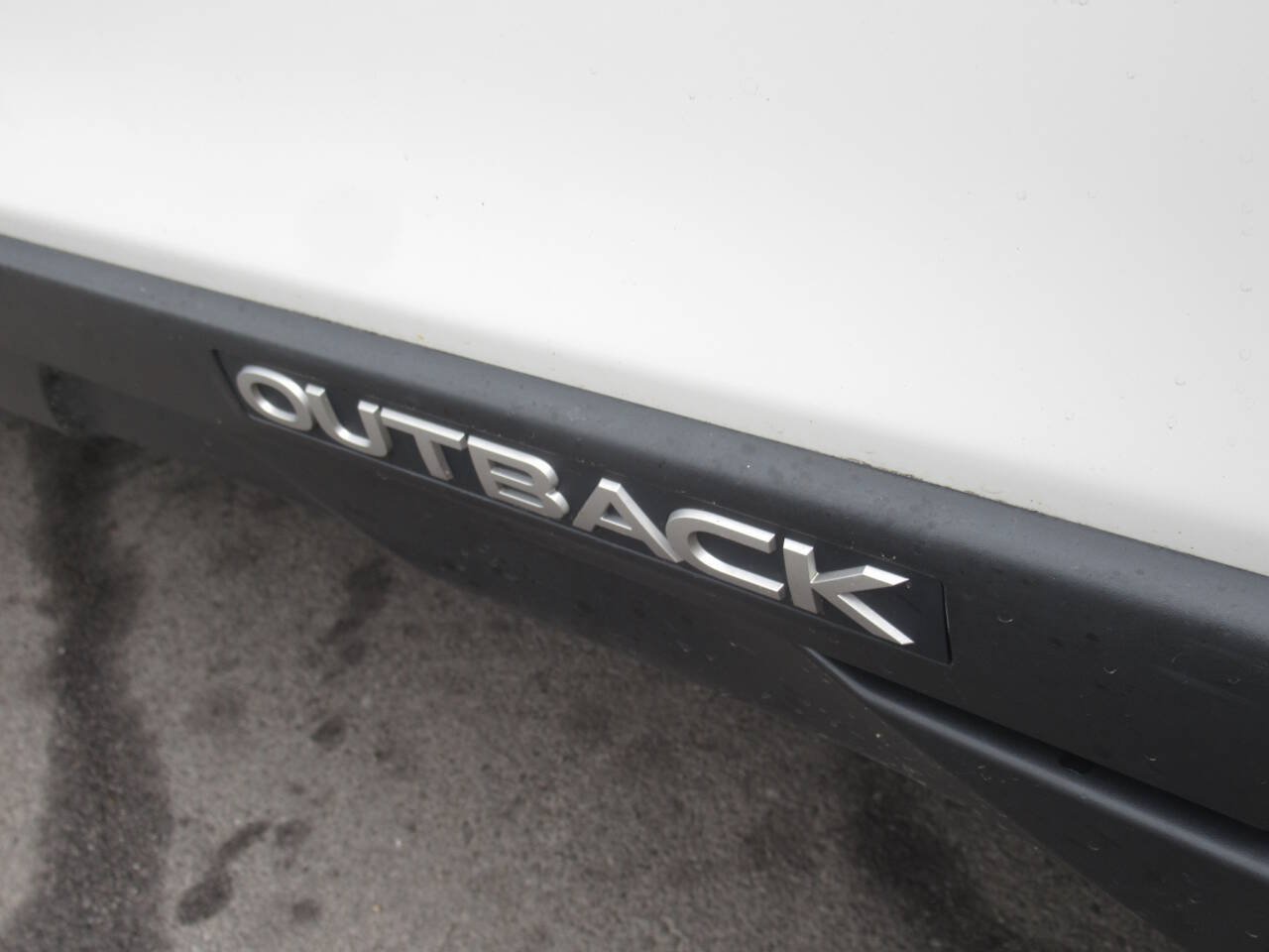 Used 2016 Subaru Outback 2.5i Premium AWD/4WD image 5