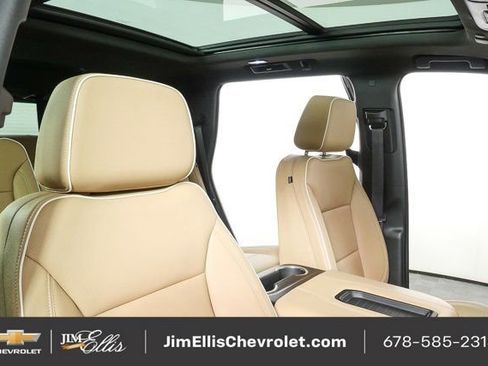 Used 2023 Chevrolet Tahoe Premier image 21