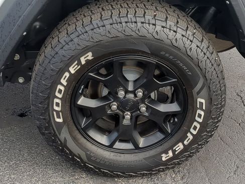 Used 2021 Jeep Wrangler Willys image 11