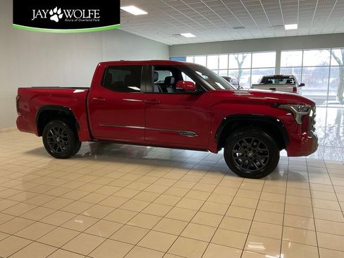 Used 2025 Toyota Tundra Platinum AWD/4WD image 1